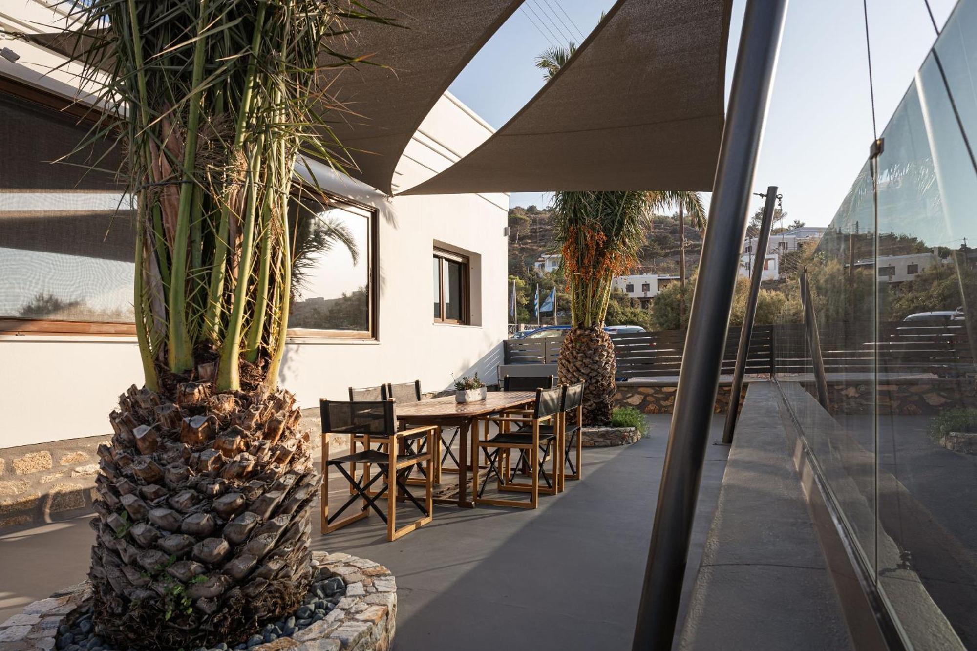 Aniv Villa By The Sea Kini Exterior foto