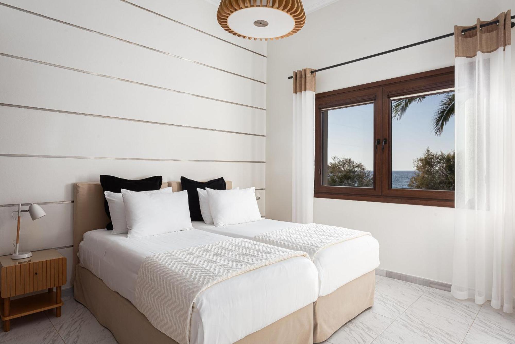 Aniv Villa By The Sea Kini Exterior foto