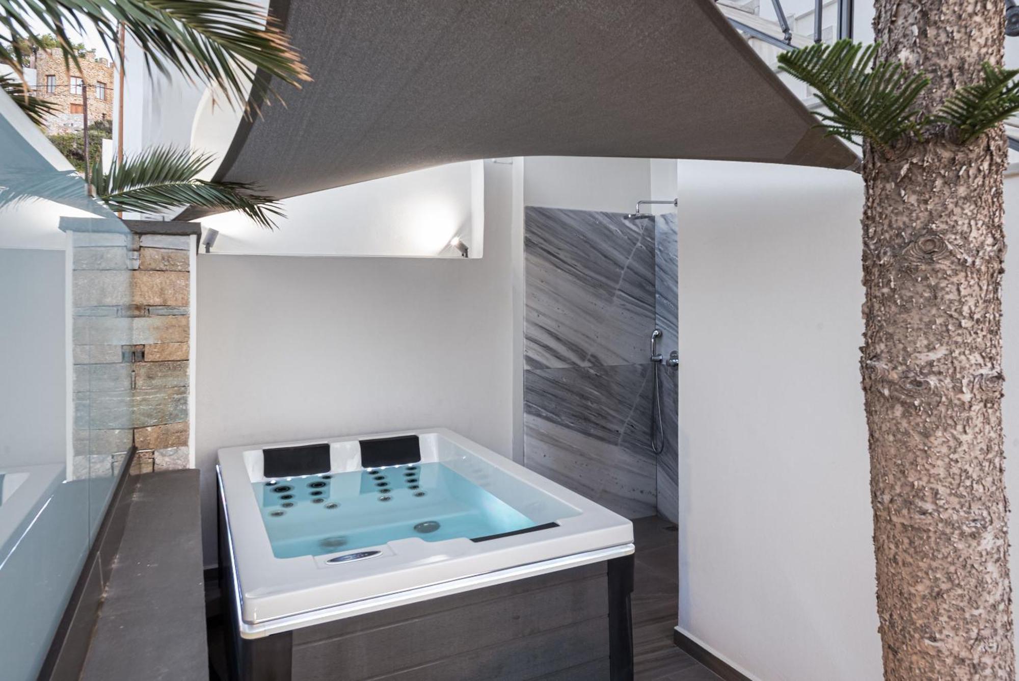 Aniv Villa By The Sea Kini Exterior foto
