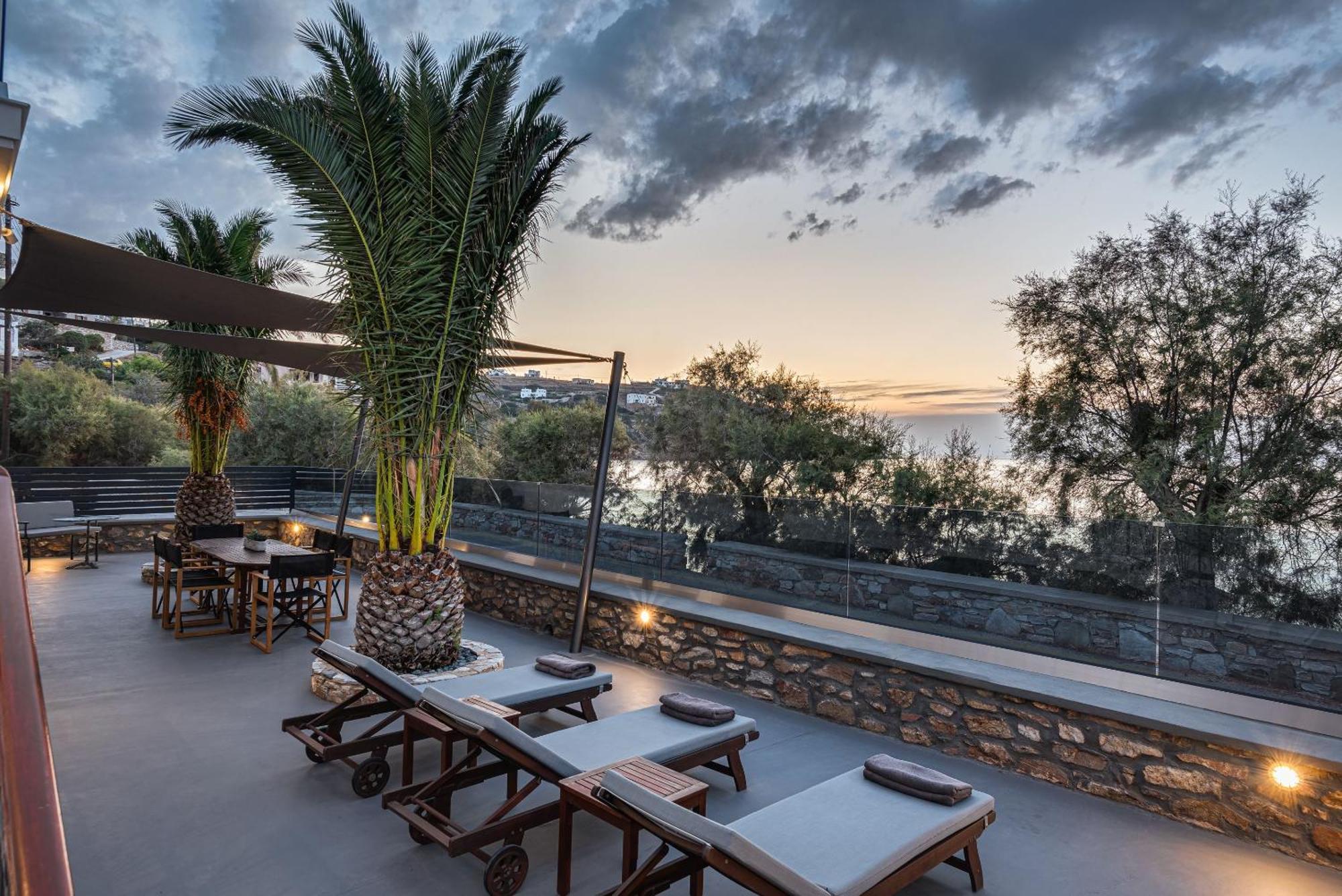 Aniv Villa By The Sea Kini Exterior foto