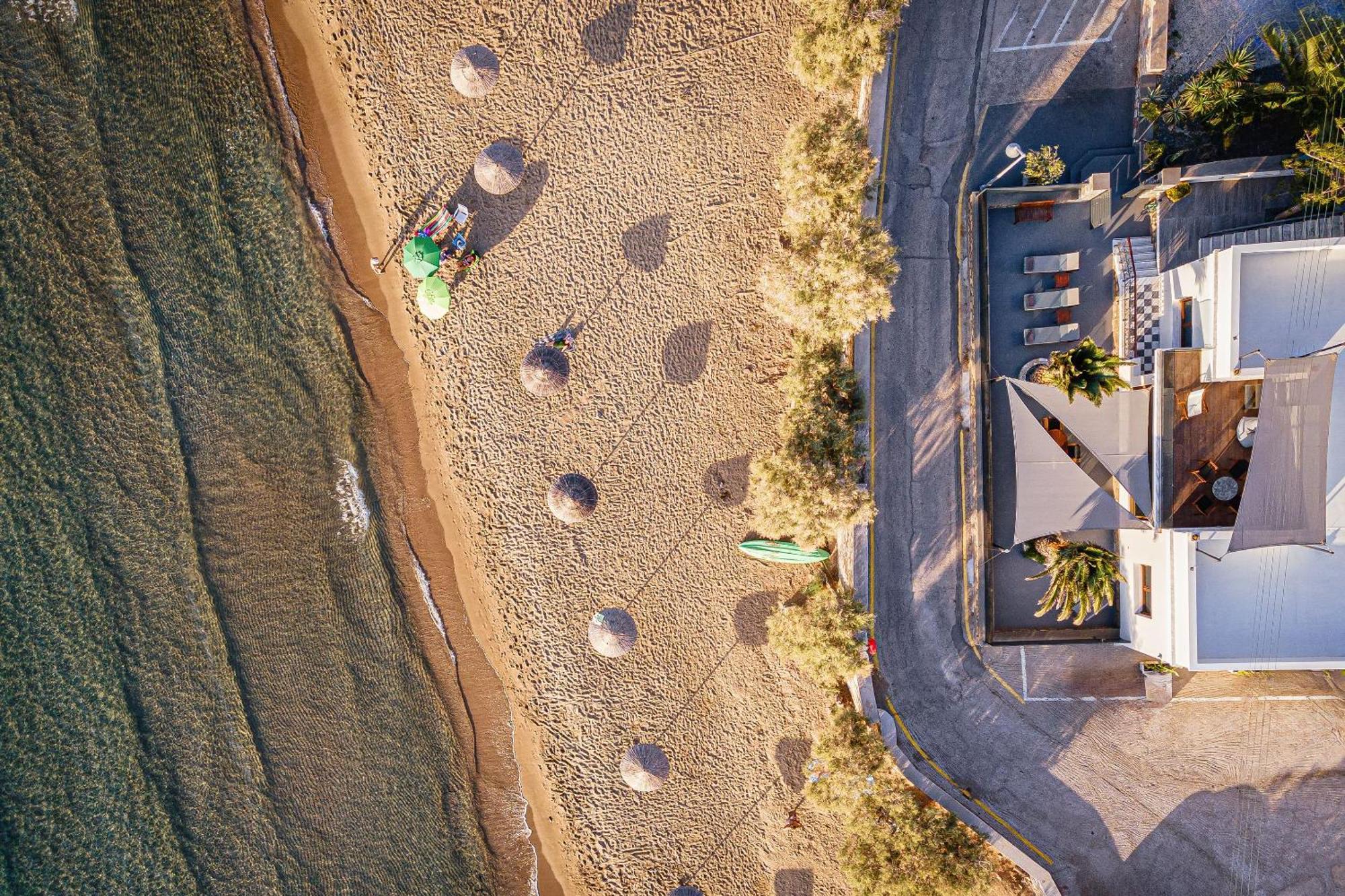 Aniv Villa By The Sea Kini Exterior foto